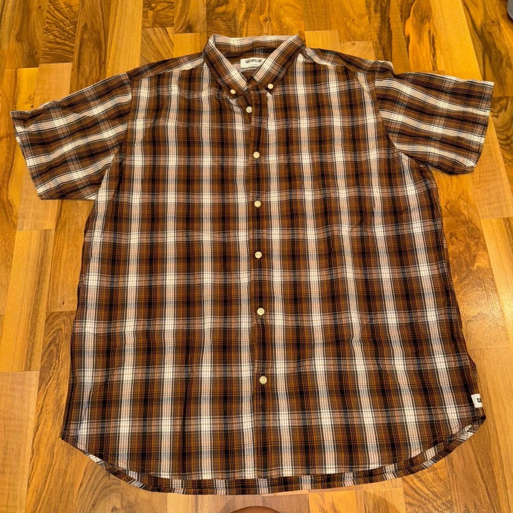 Caterpillar Plaid Button Down Short Sleeve Casual Work Shirt 2XL NWOT‎